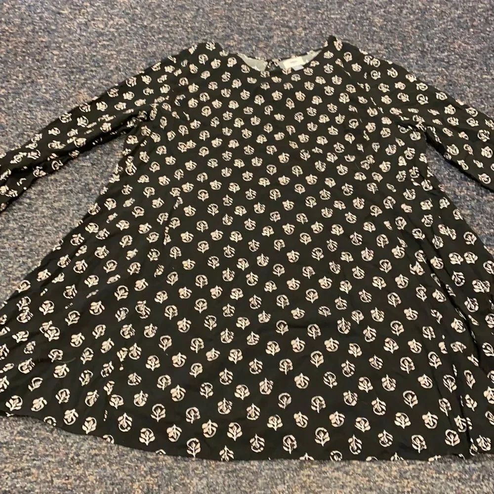 Old Navy Floral Print Top sz. XXL